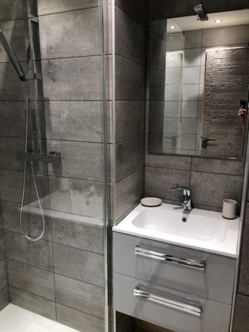 Appartement Chaleureux Au Pied Des Pistes, 4 Personnes, Wifi Val Thorens Ngoại thất bức ảnh