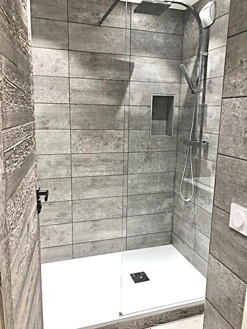 Appartement Chaleureux Au Pied Des Pistes, 4 Personnes, Wifi Val Thorens Ngoại thất bức ảnh